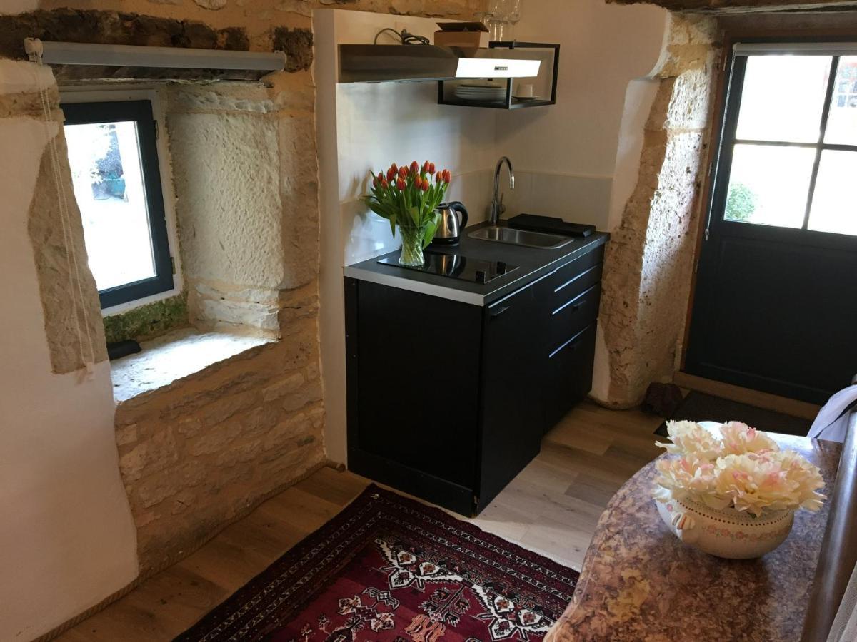 Les Gites Perard Caylus Luaran gambar