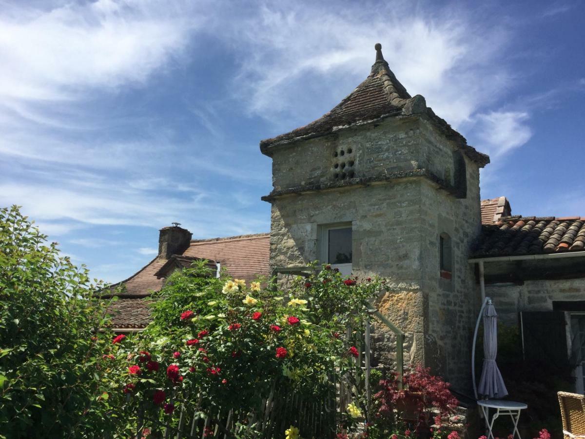 Les Gites Perard Caylus Luaran gambar